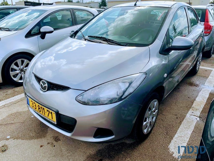 2010' Mazda 2 photo #1