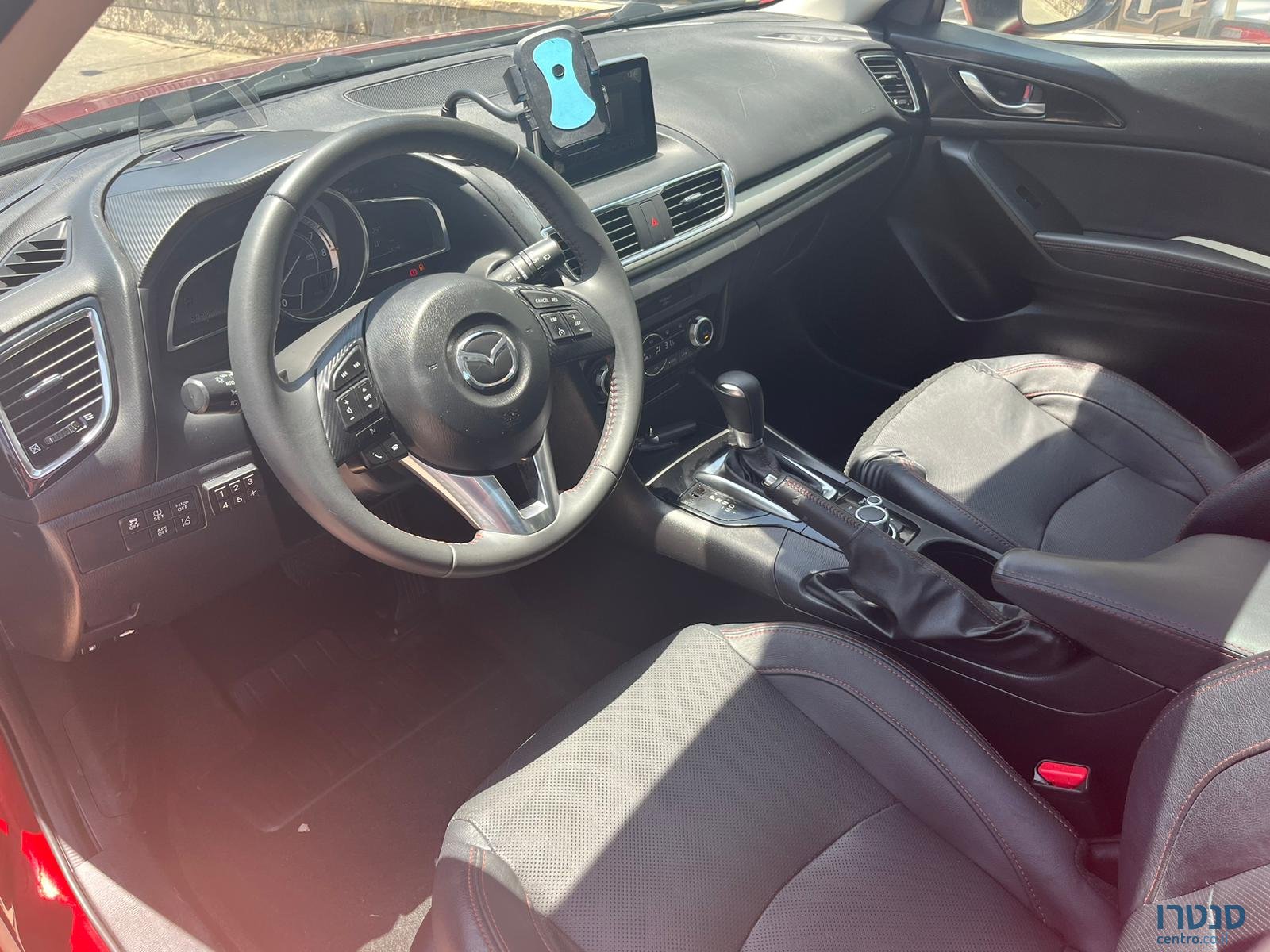 2017' Mazda 3 photo #4