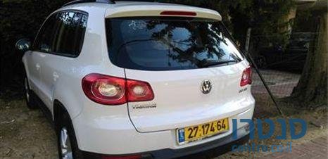 2008' Volkswagen Tiguan photo #3