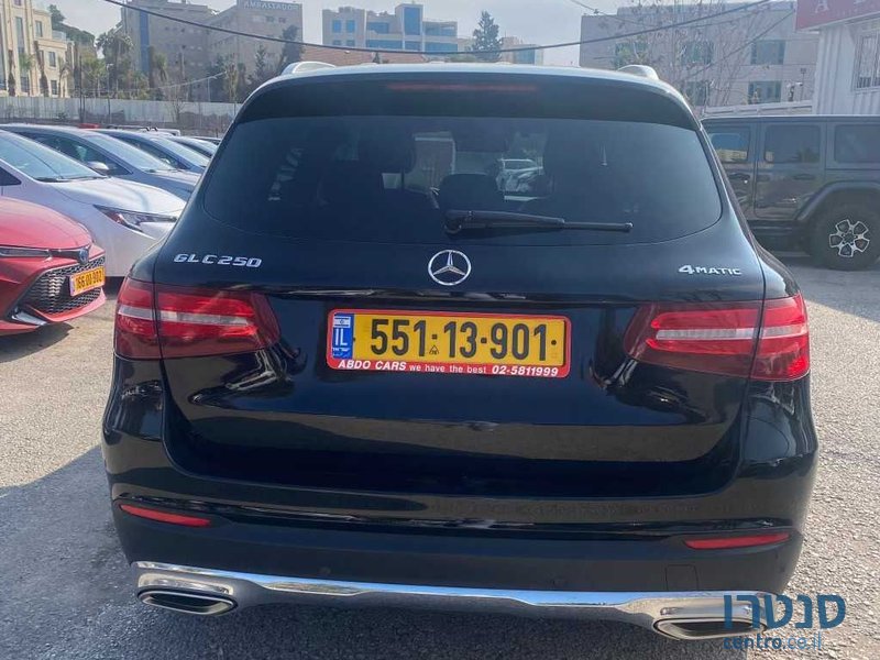 2019' Mercedes-Benz GLC מרצדס photo #4