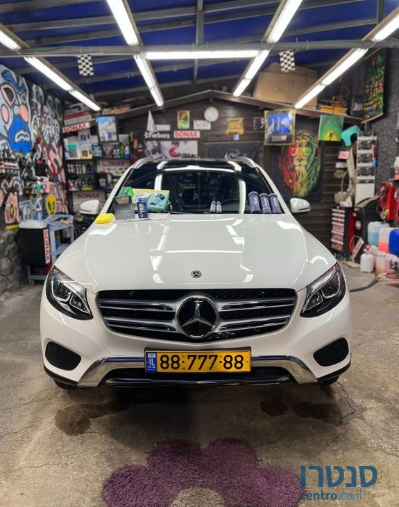 2017' Mercedes-Benz Glc מרצדס photo #5