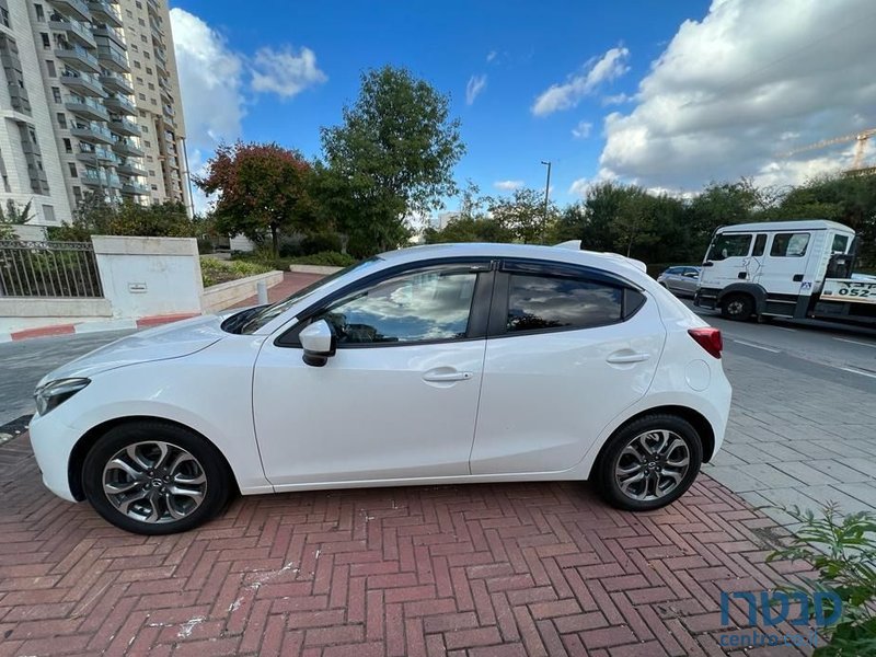 2019' Mazda 2 מאזדה photo #2