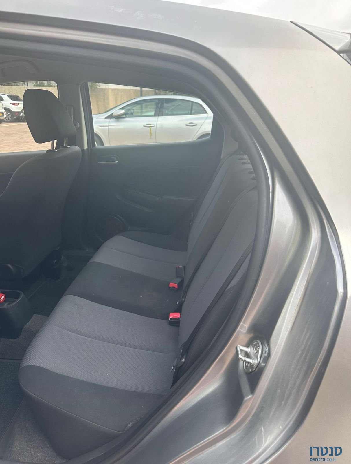 2010' Mazda 2 מאזדה photo #3