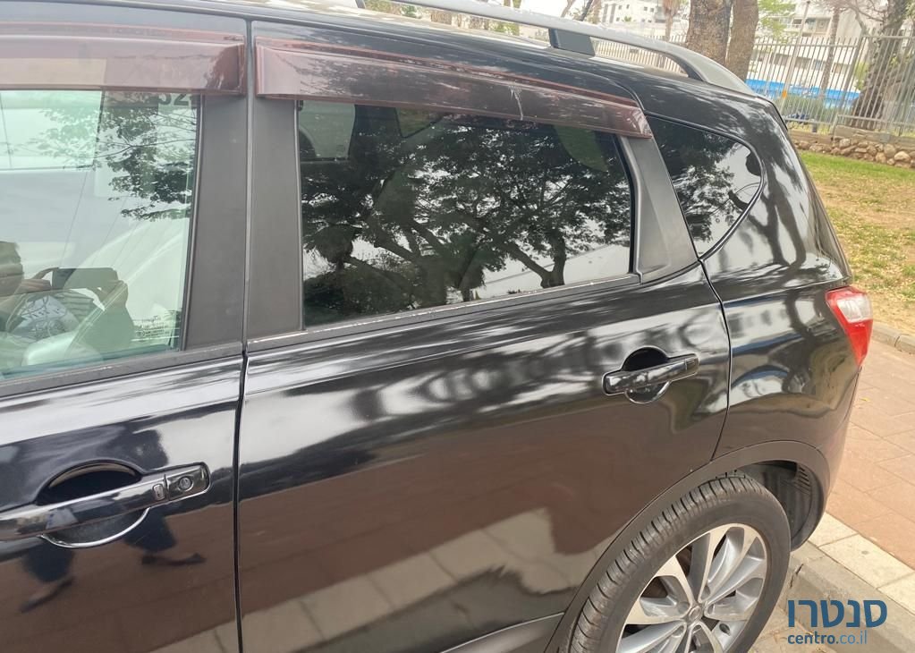 2011' Nissan Qashqai ניסאן קשקאי photo #2