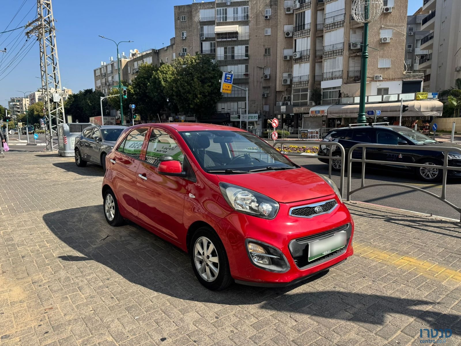 2013' Kia Picanto photo #6