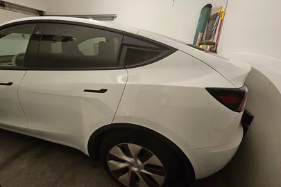 2023' Tesla Model Y טסלה מודל Y