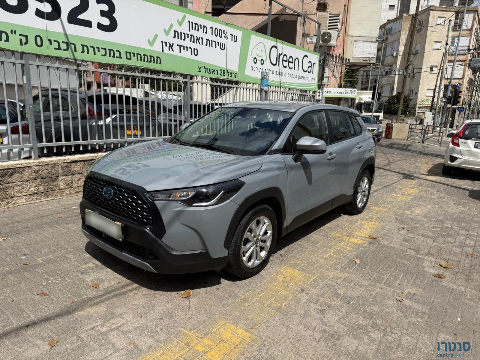 2023' Toyota Corolla Cross photo #1