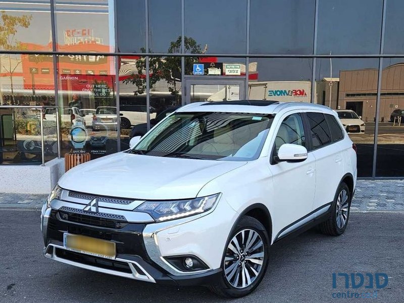 2020' Mitsubishi Outlander מיצובישי אאוטלנדר photo #1