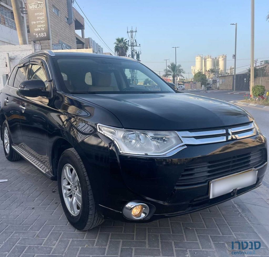 2015' Mitsubishi Outlander מיצובישי אאוטלנדר photo #1