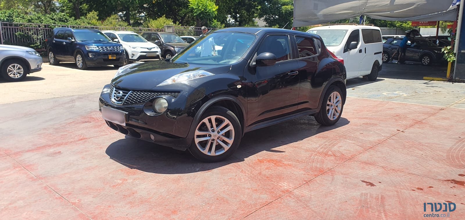 2012' Nissan Juke photo #1