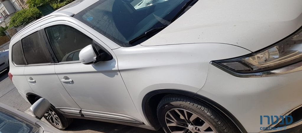 2016' Mitsubishi Outlander מיצובישי אאוטלנדר photo #1