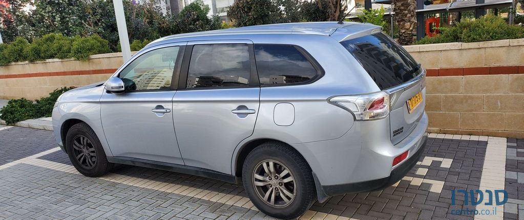 2014' Mitsubishi Outlander מיצובישי אאוטלנדר photo #3