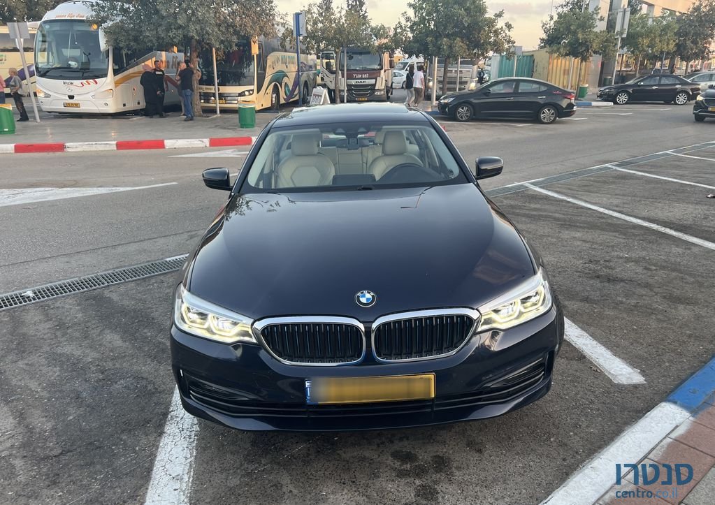 2018' BMW 5 Series ב.מ.וו סדרה 5 photo #4