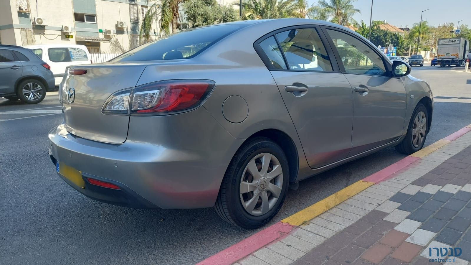2012' Mazda 3 מאזדה photo #1
