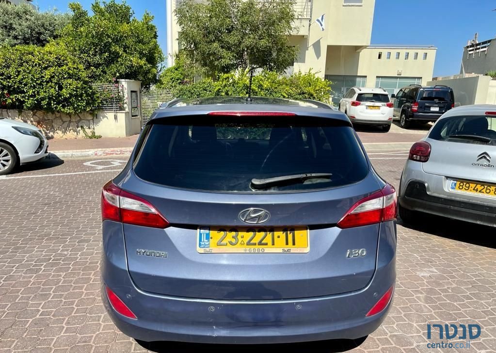 2013' Hyundai i30 יונדאי photo #3