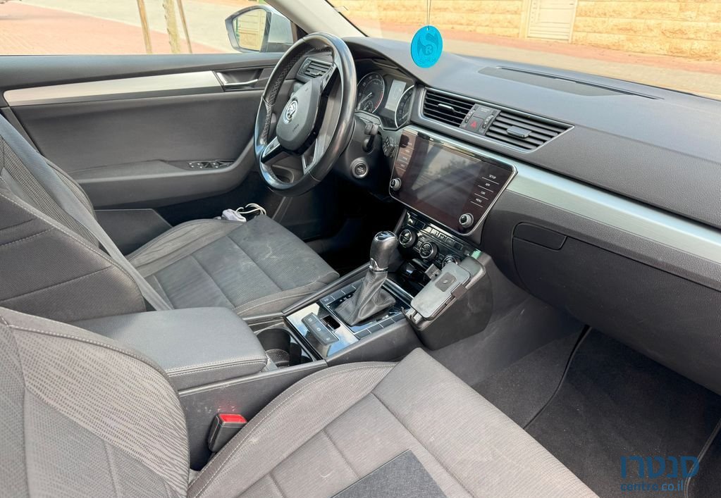 2019' Skoda Superb סקודה סופרב photo #3