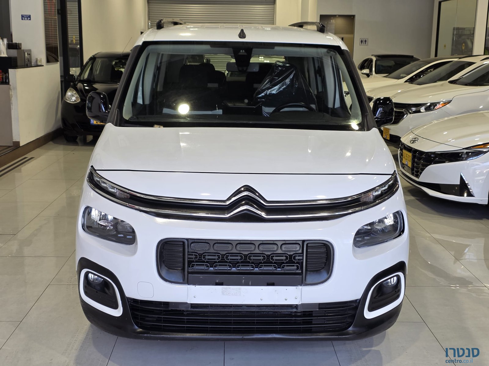 2022' Citroen Berlingo Maxi photo #1