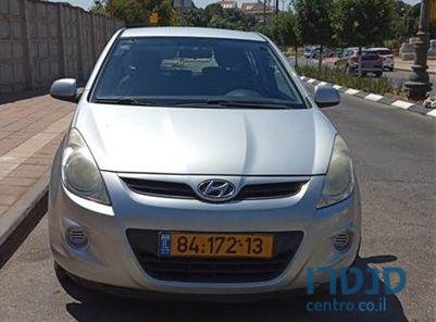 2012' Hyundai i20 יונדאי אינספייר photo #3