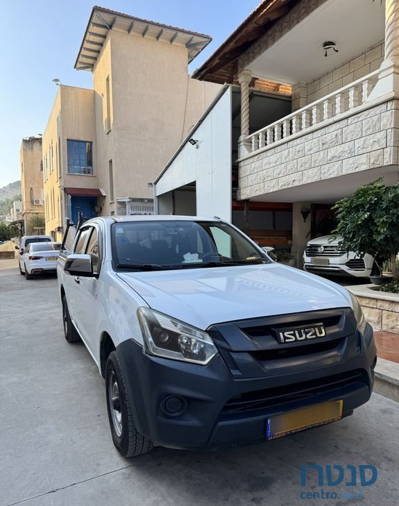 2017' Isuzu 2X4 D-Max איסוזו photo #1