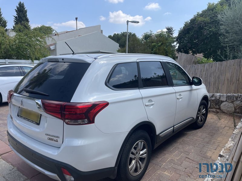 2016' Mitsubishi Outlander מיצובישי אאוטלנדר photo #3