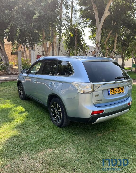 2015' Mitsubishi Outlander מיצובישי אאוטלנדר photo #5