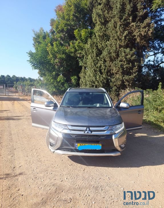 2018' Mitsubishi Outlander מיצובישי אאוטלנדר photo #3