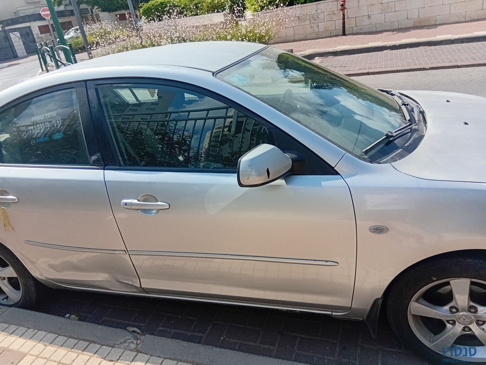 2004' Mazda 3 מאזדה photo #3