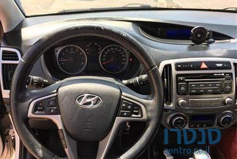 2013' Hyundai i20 i20 יונדאי photo #4