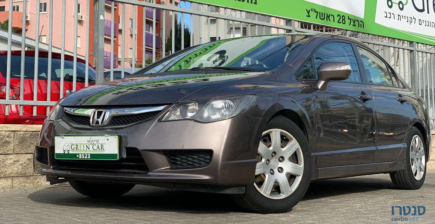 2010' Honda Civic הונדה סיוויק סדאן photo #2