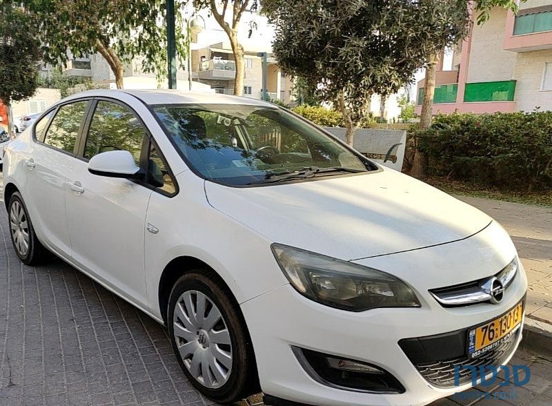 2013' Opel Astra אופל אסטרה photo #1