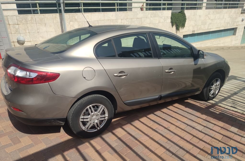 2012' Renault Fluence רנו פלואנס photo #3
