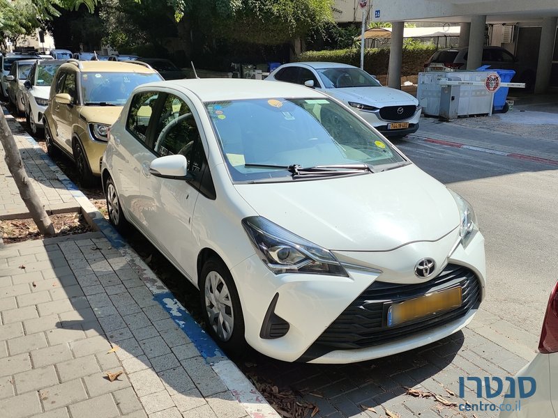 2019' Toyota Yaris 3 поколение, рестайлинг 2 photo #2