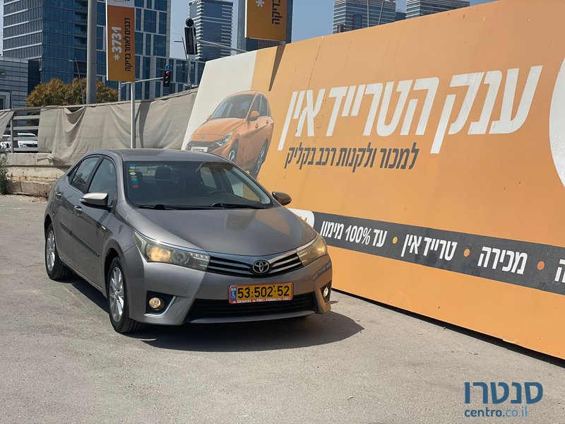 2013' Toyota Corolla טויוטה קורולה photo #1