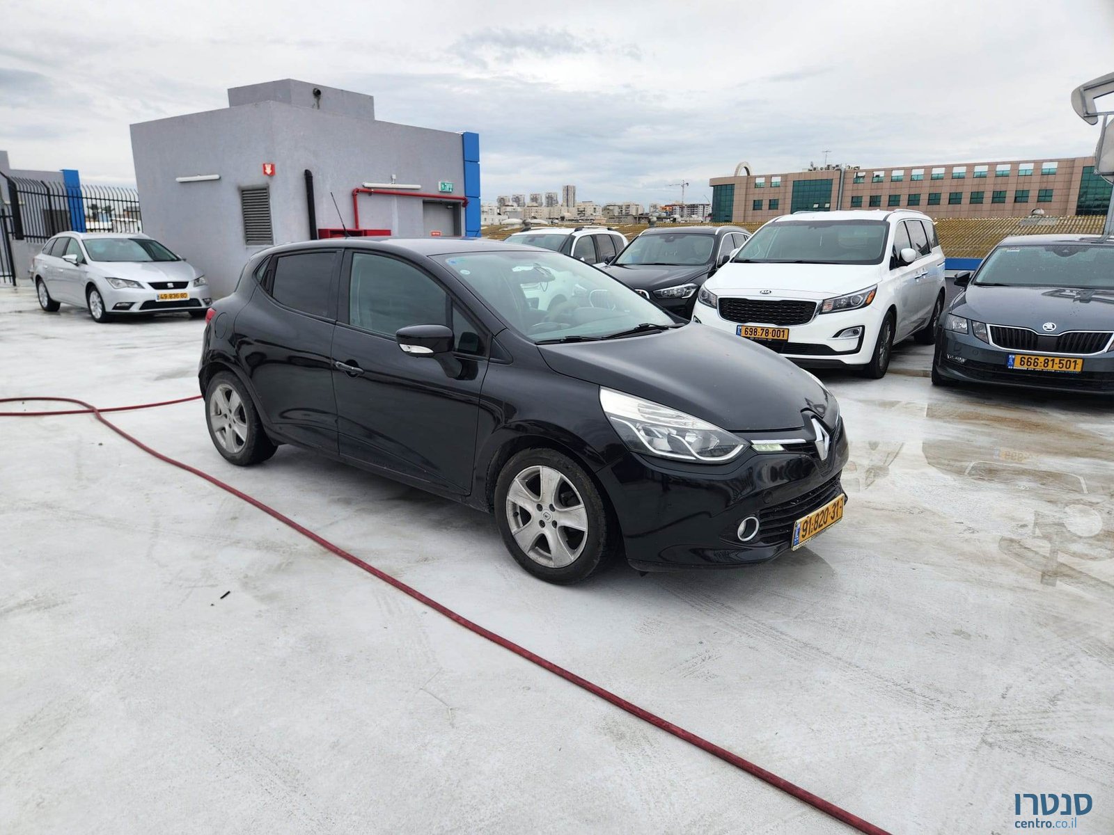 2014' Renault Clio photo #4