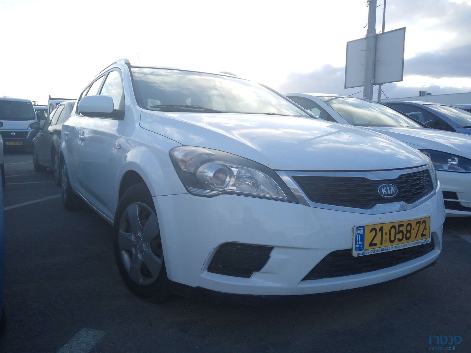 2010' Kia Ceed LX photo #1