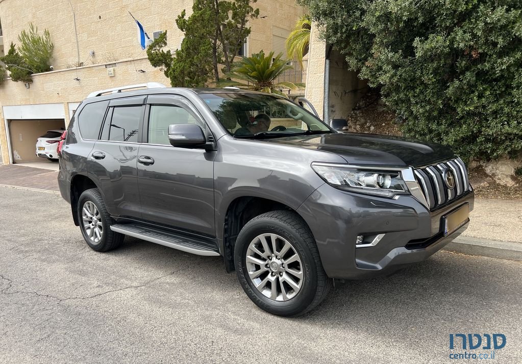 2020' Toyota Land Cruiser טויוטה לנד קרוזר photo #3