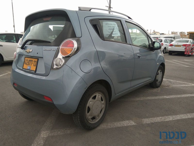 2011' Chevrolet Spark photo #5