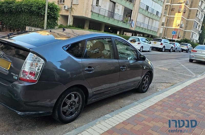 2008' Toyota Prius טויוטה פריוס photo #2