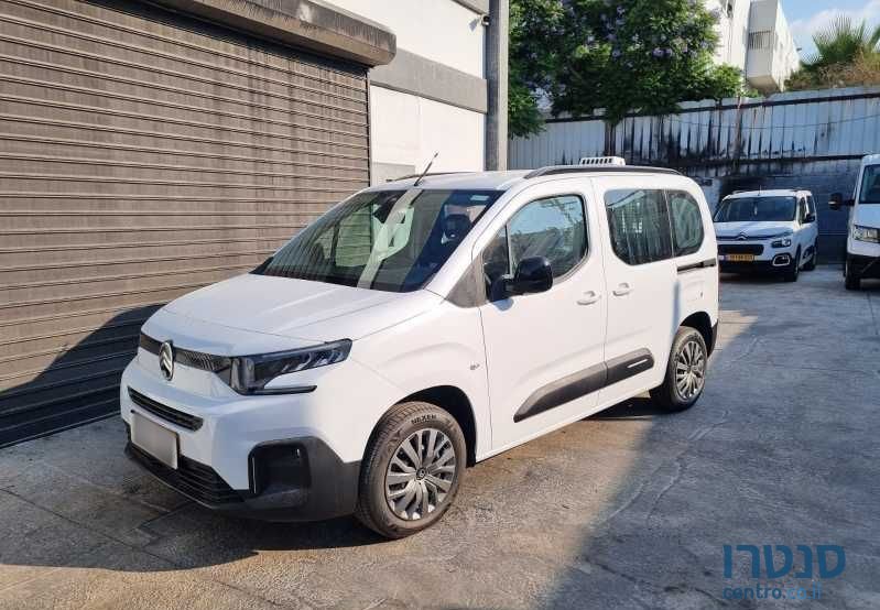 2024' Citroen Berlingo סיטרואן ברלינגו photo #3