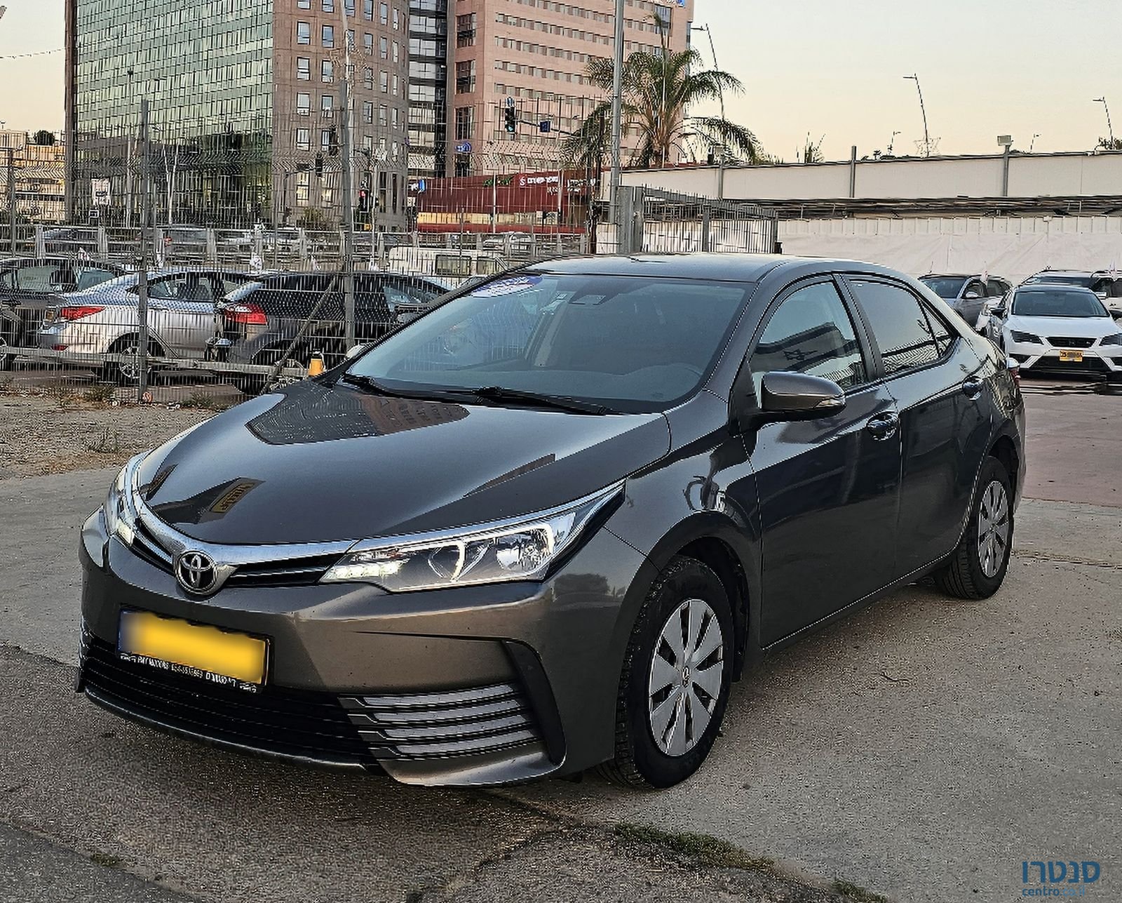 2018' Toyota Corolla טויוטה קורולה photo #2
