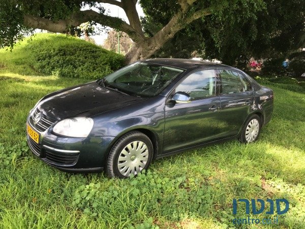 2008' Volkswagen Jetta photo #1