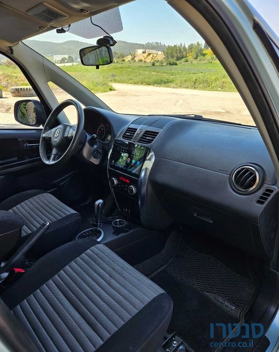 2009' Suzuki SX4 סוזוקי photo #2
