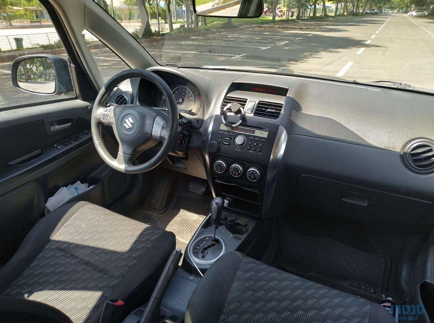 2009' Suzuki SX4 סוזוקי photo #1