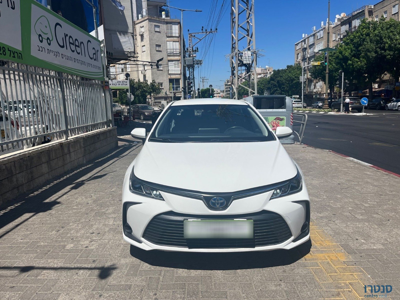 2022' Toyota Corolla photo #2