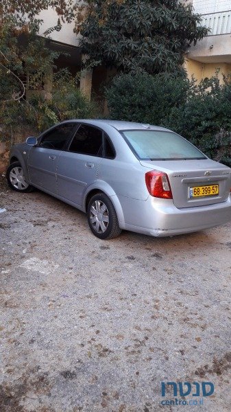 2005' Chevrolet Optra photo #1