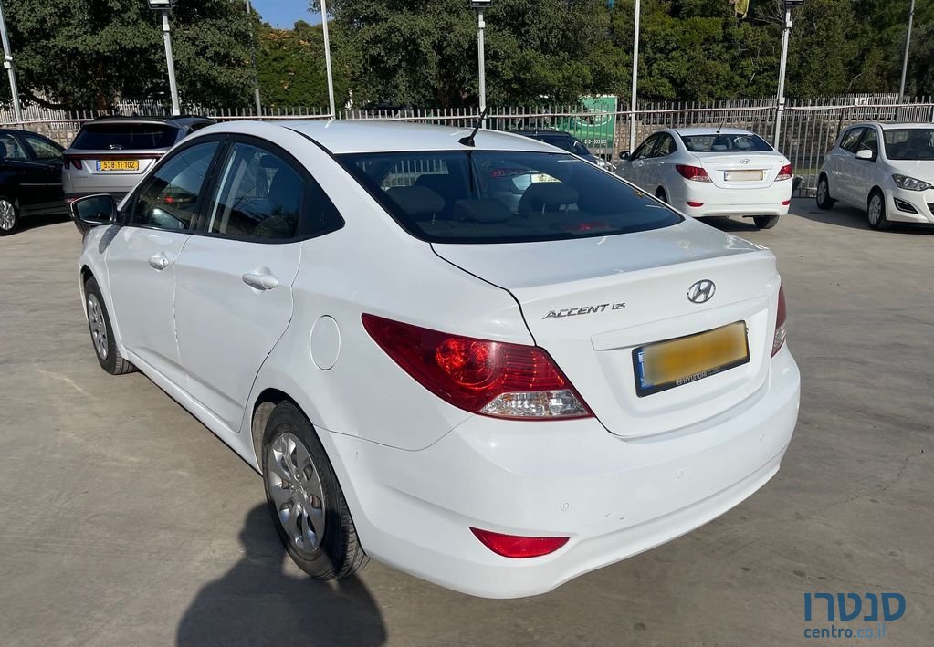 2017' Hyundai i25 יונדאי photo #4