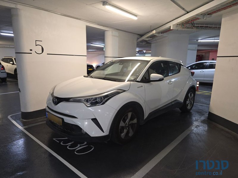 2019' Toyota C-HR טויוטה photo #2