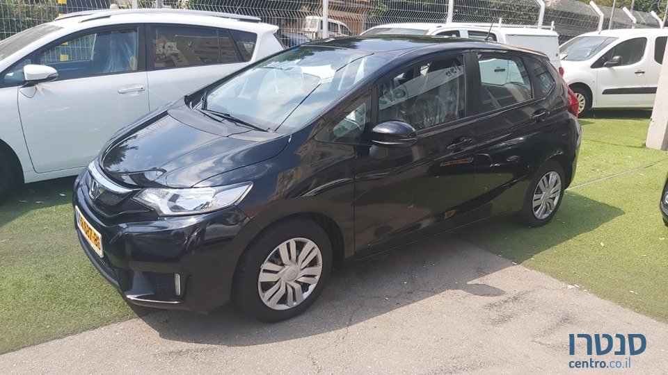 2017' Honda Jazz photo #1