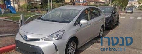 2015' Toyota Prius טויוטה פריוס photo #2