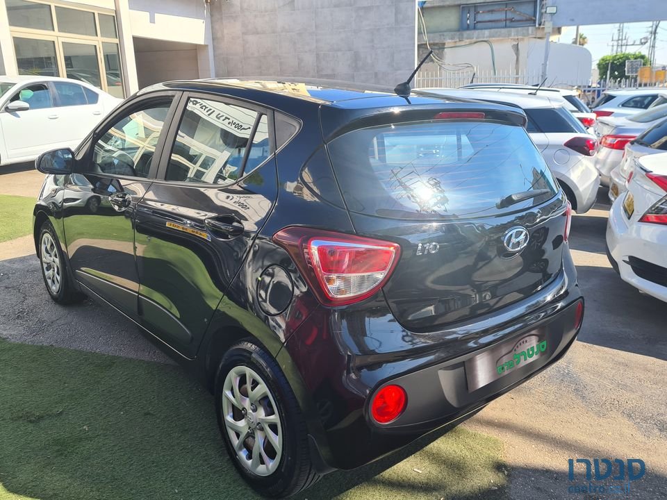 2017' Hyundai i10 photo #3